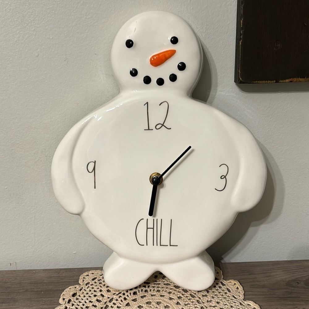 NIB Rae Dunn CHILL SNOWMAN CERAMIC WALL CLOCK